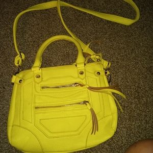 Yellow purse STEVE MADDEN